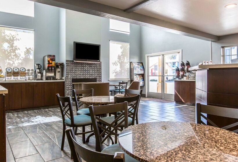 هتل Comfort Inn Boardwalk