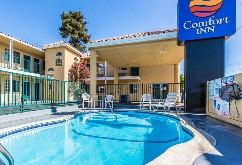 هتل Comfort Inn Boardwalk