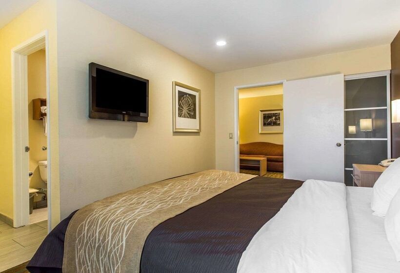 هتل Comfort Inn Boardwalk