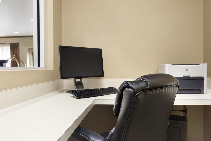 Fotos del hotel Comfort Suites Bush Intercontinental Airport:  49