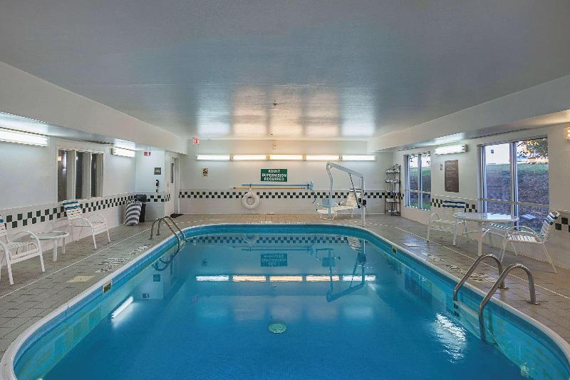 ホテル Comfort Suites Lewisville