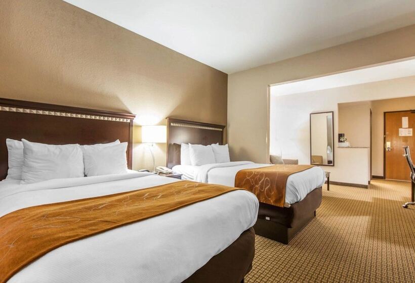 هتل Comfort Suites