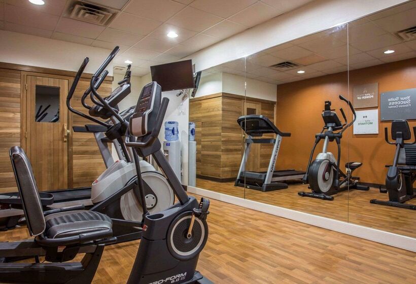 هتل Comfort Suites
