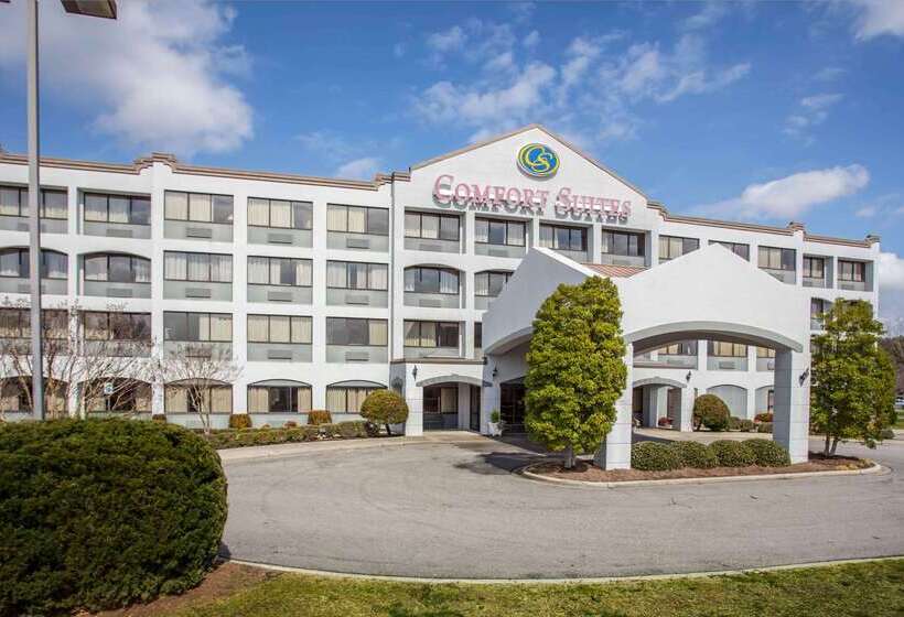 هتل Comfort Suites