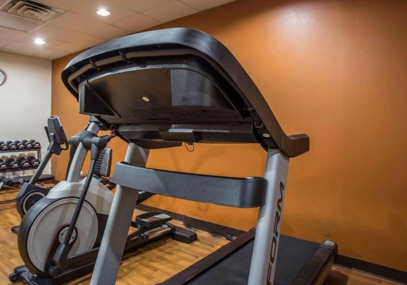 هتل Comfort Suites