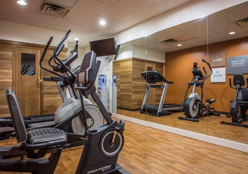 هتل Comfort Suites