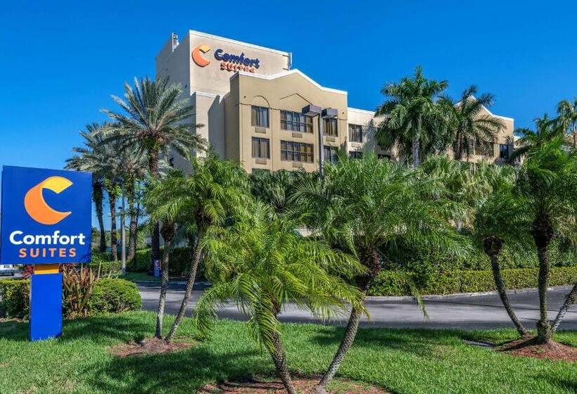 هتل Comfort Suites Miami  Kendall