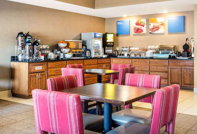 هتل Comfort Suites Normal University Area