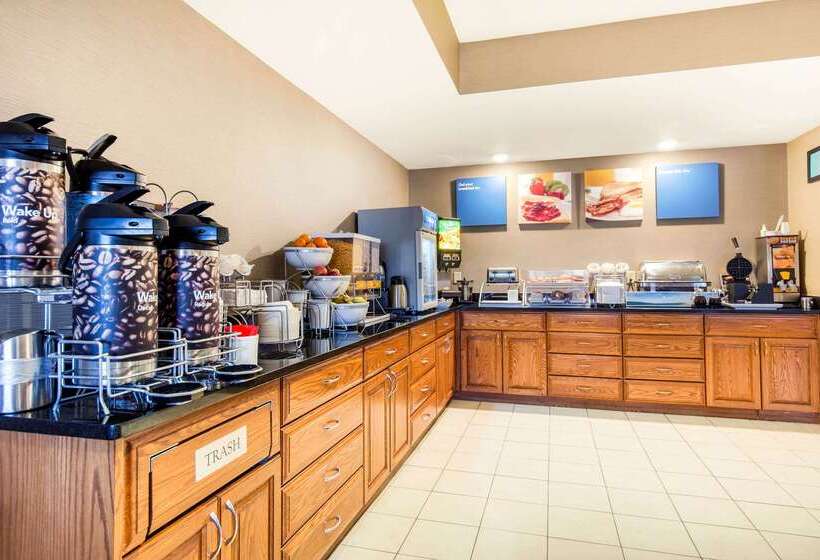هتل Comfort Suites Normal University Area