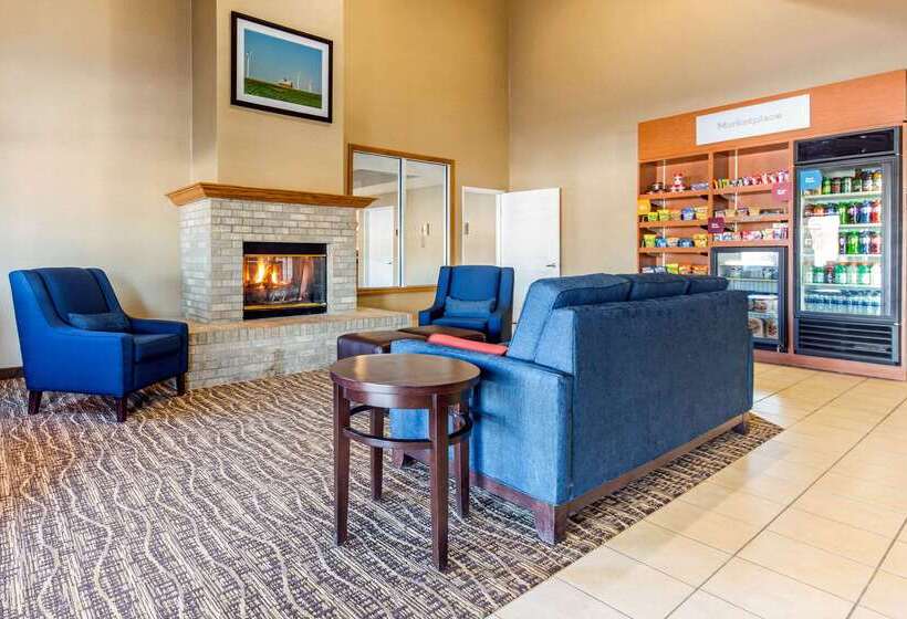 هتل Comfort Suites Normal University Area