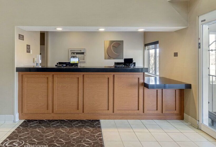 هتل Comfort Suites Normal University Area