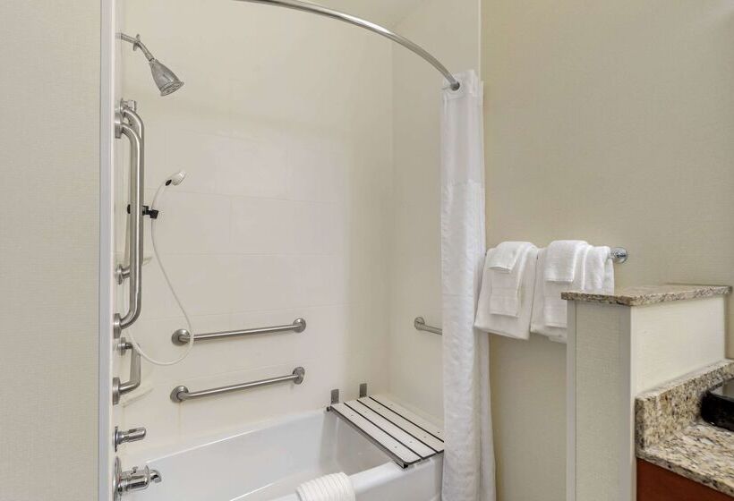 هتل Comfort Suites Normal University Area
