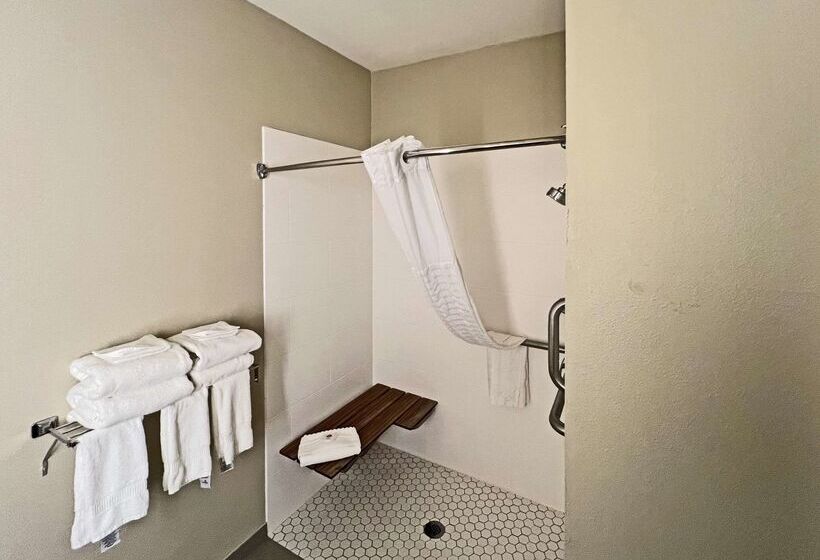 בית מלון כפרי Comfort Suites Peoria Sports Complex