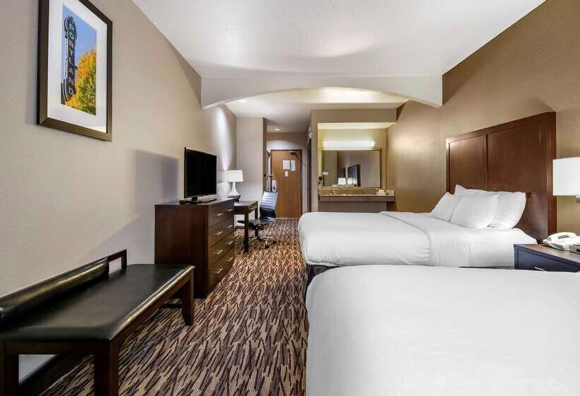 Hotel Comfort Suites Portland Airport