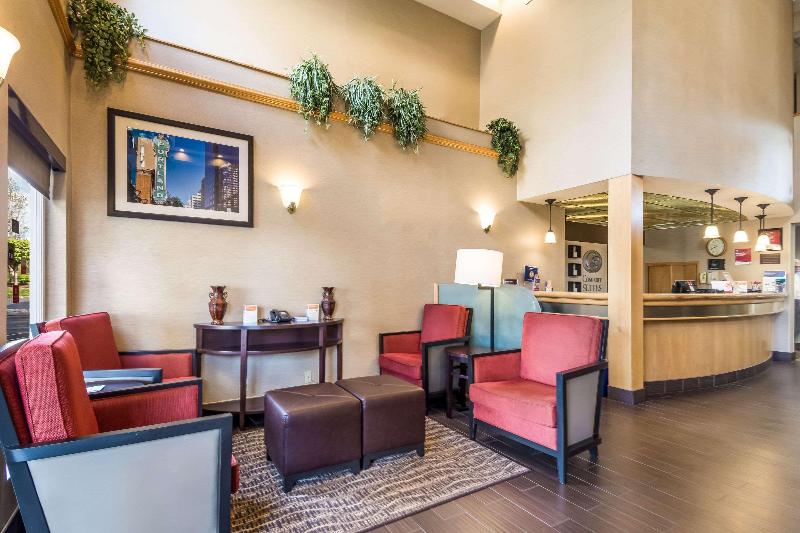 هتل Comfort Suites Portland Airport