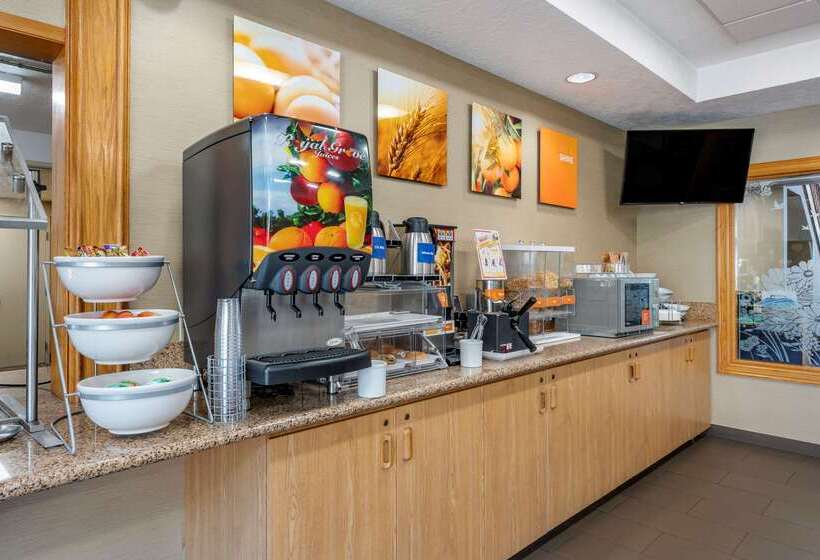 هتل Comfort Suites Salem