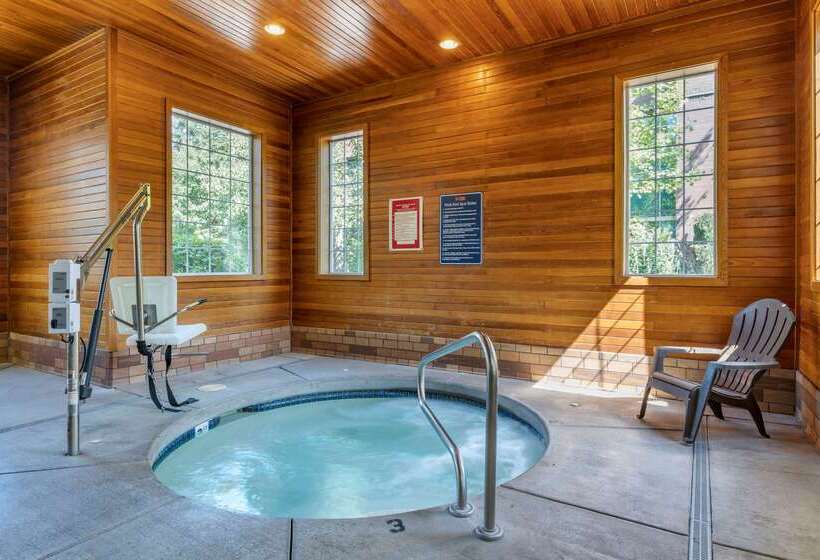 هتل Comfort Suites Salem
