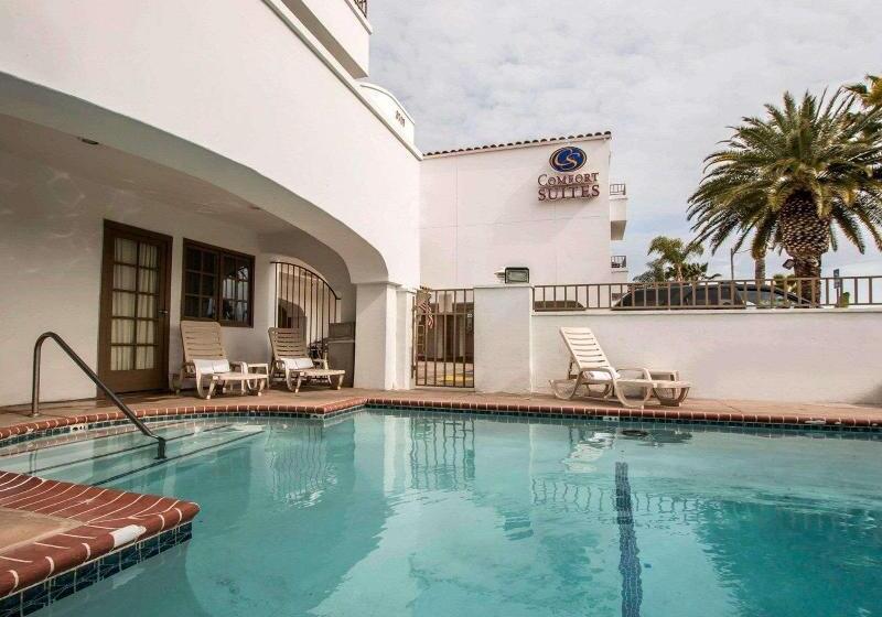 هتل Comfort Suites San Clemente Beach