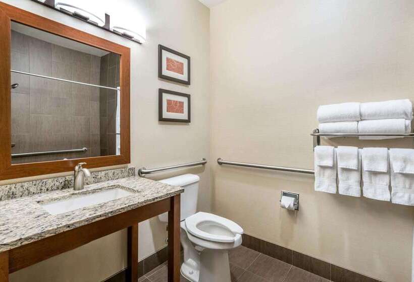 Отель Comfort Suites Yakima