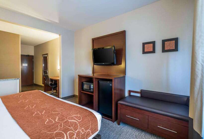 Отель Comfort Suites Yakima