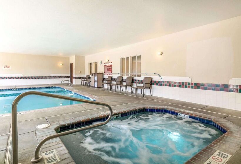 هتل Comfort Suites Yakima