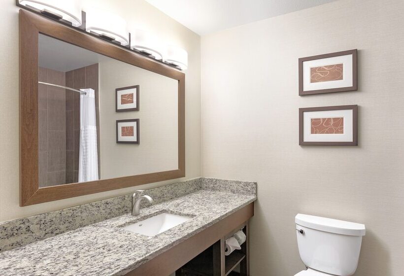 هتل Comfort Suites Yakima