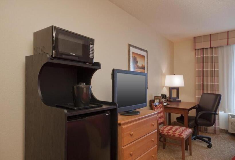 هتل Country Inn & Suites By Radisson, Davenport, Ia