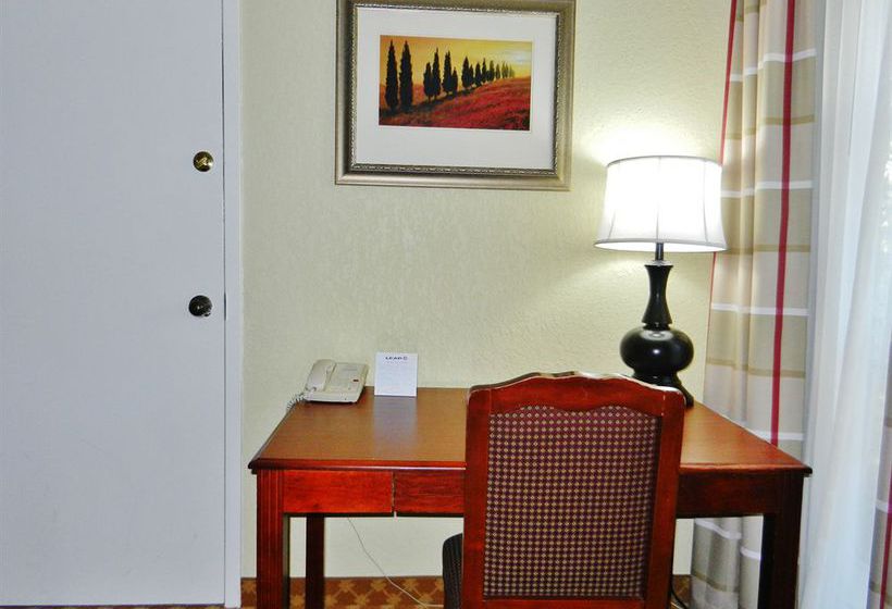 בית מלון כפרי Amberley Suite