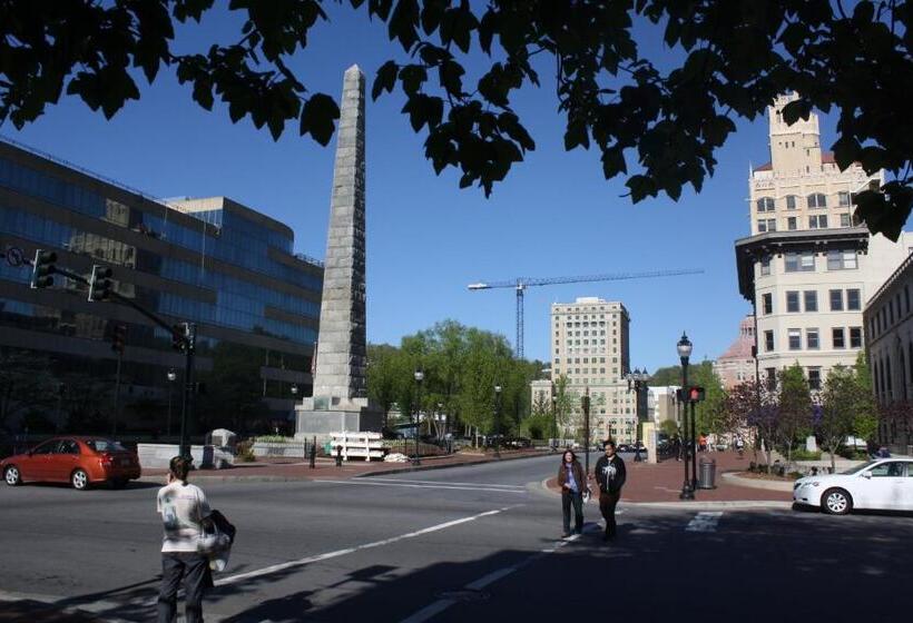 هتل Country Inn & Suites By Radisson, Asheville At Asheville Outlet Mall, Nc