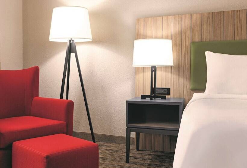 בית מלון כפרי Country Inn & Suites By Radisson, Chattanoogalookout Mountain