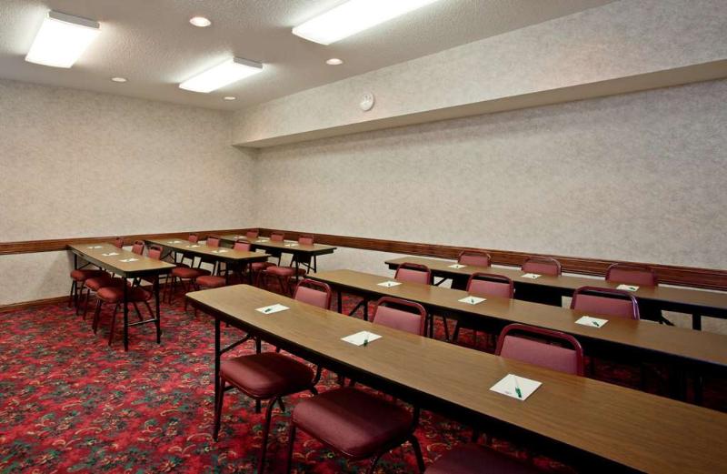 호텔 Country Inn & Suites By Radisson, Elk River, Mn