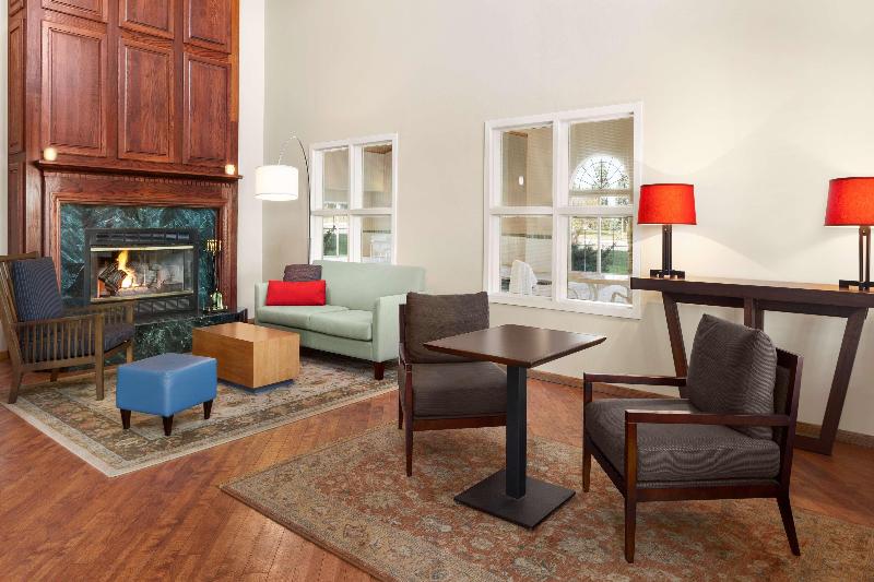 هتل Harmony Inn & Suites