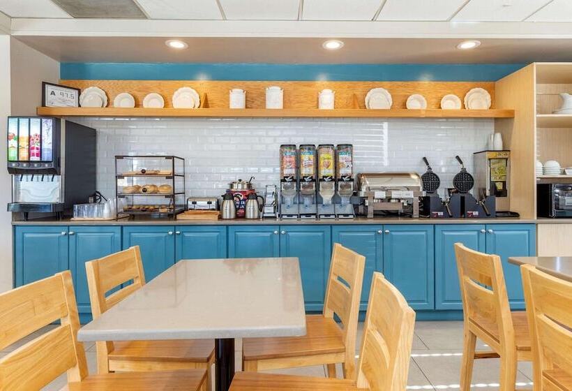 هتل Country Inn & Suites By Radisson, Lumberton, Nc
