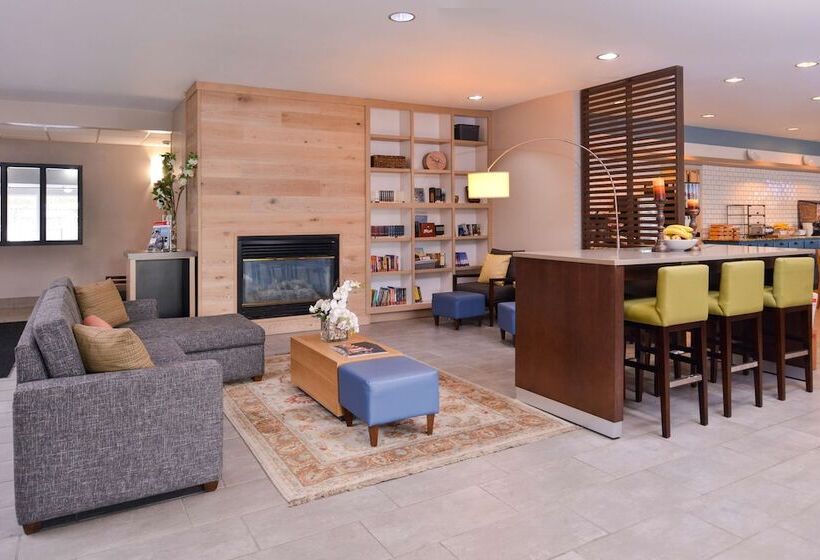 هتل Country Inn & Suites By Radisson, Omaha Airport, Ia