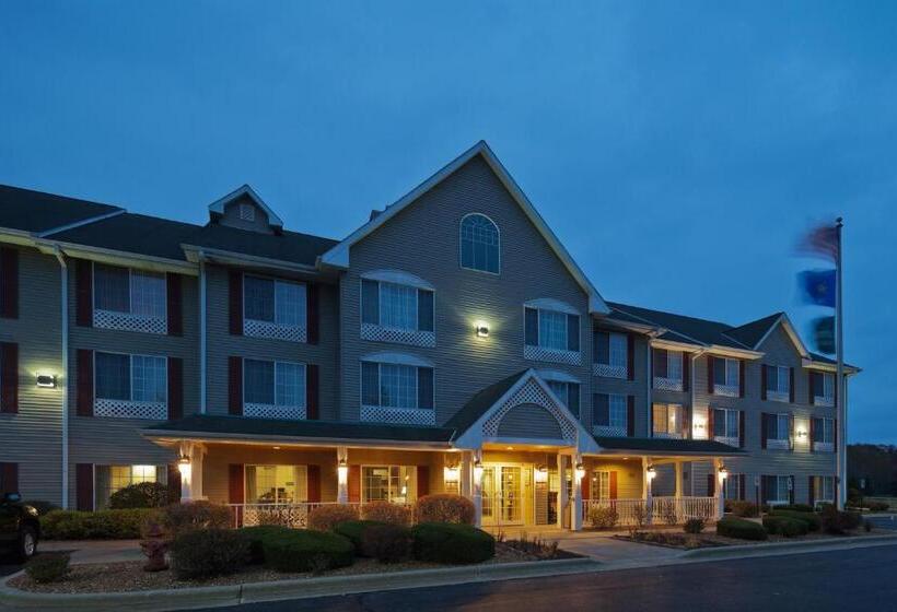 호텔 Country Inn & Suites By Radisson, West Bend, Wi