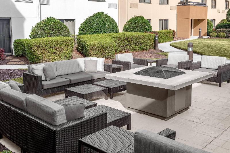 هتل Courtyard By Marriott Wilmington/wrightsville Beach