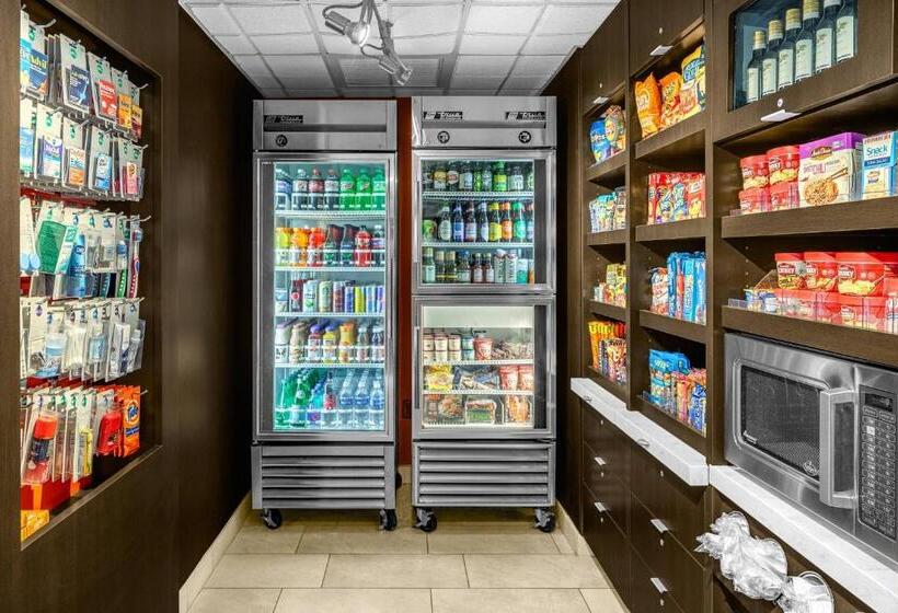 هتل Courtyard By Marriott Wilmington/wrightsville Beach