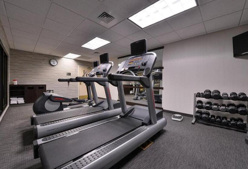 ホテル Courtyard By Marriott Charlotte Matthews