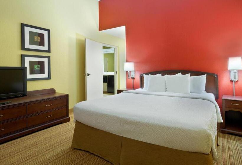 هتل Courtyard Chesapeake Greenbrier