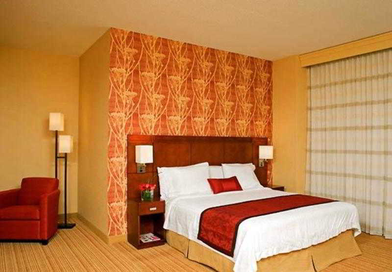هتل Courtyard Grand Rapids Downtown