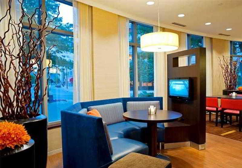 هتل Courtyard Grand Rapids Downtown