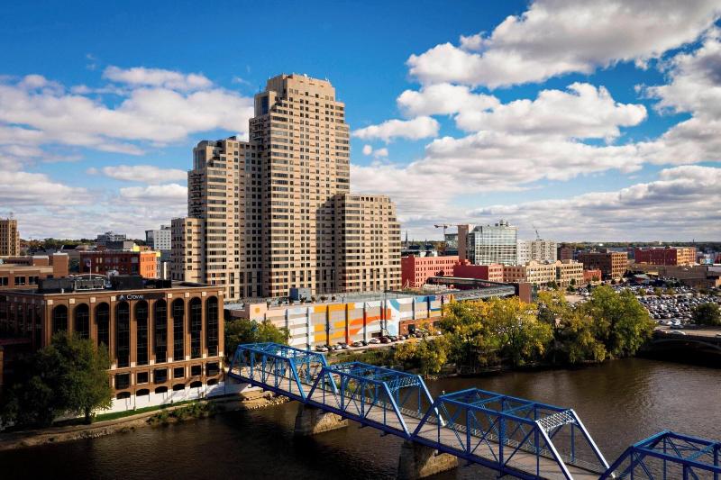 هتل Courtyard Grand Rapids Downtown
