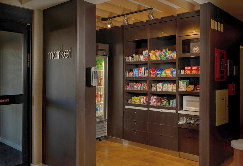 هتل Courtyard By Marriott New Haven Orange