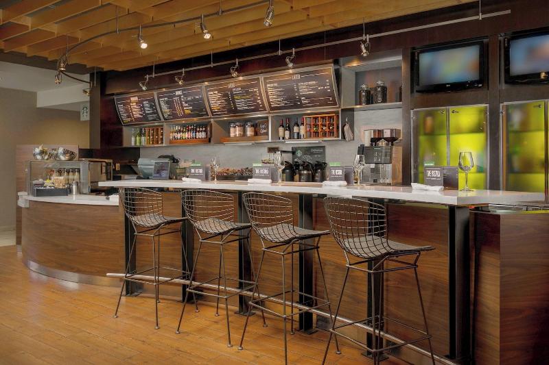 هتل Courtyard By Marriott New Haven Orange