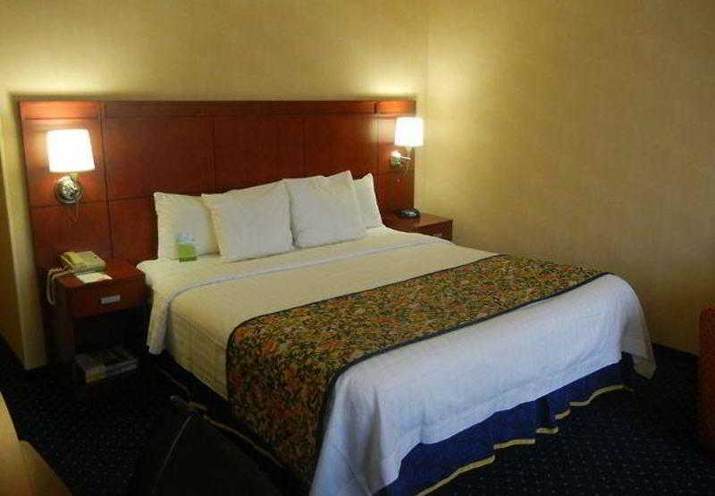 هتل Courtyard By Marriott New Haven Orange