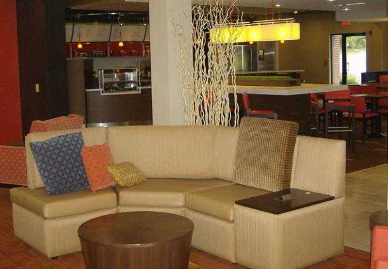 هتل Courtyard By Marriott New Haven Orange