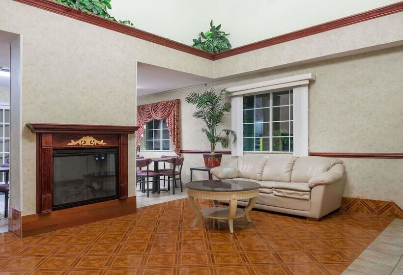 酒店 Days Inn By Wyndham Norton