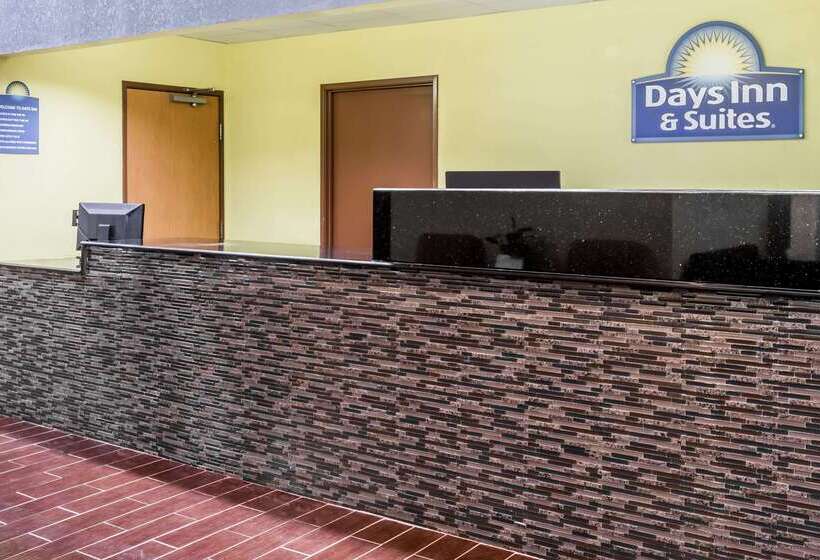 فندق Days Inn & Suites By Wyndham Casey
