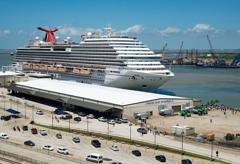 בית מלון כפרי Days Inn & Suites By Wyndham Webster Nasaclearlakehouston