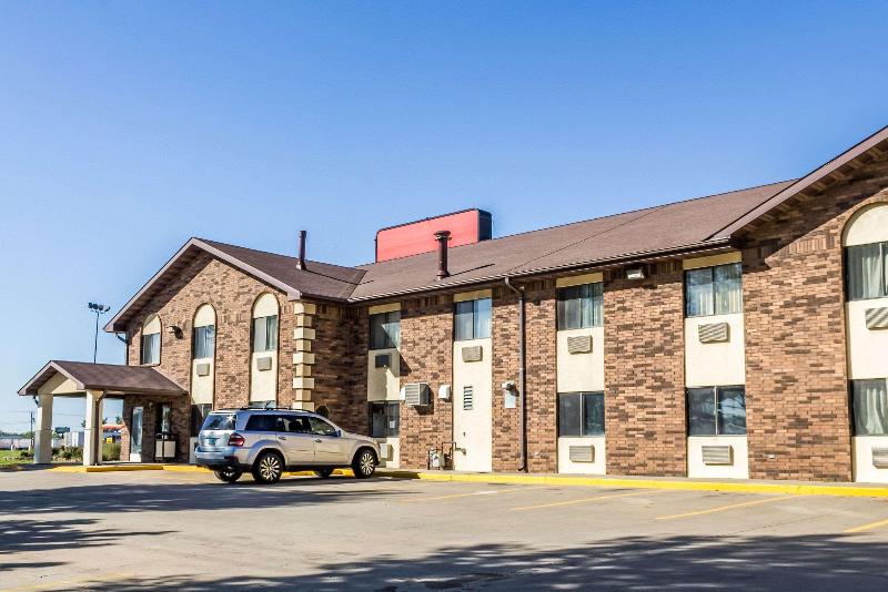 هتل Econo Lodge North